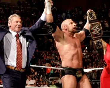 Royal Rumble 2016 Results - Triple H won